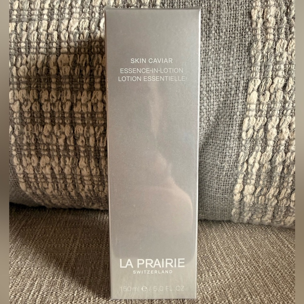 La Prairie Skin Caviar Essence-in-Lotion - Gray